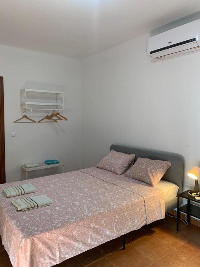 Casa Mineira Guest House Феррейраш Экстерьер фото