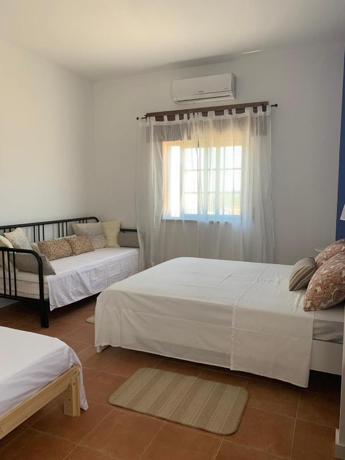 Casa Mineira Guest House Феррейраш Экстерьер фото